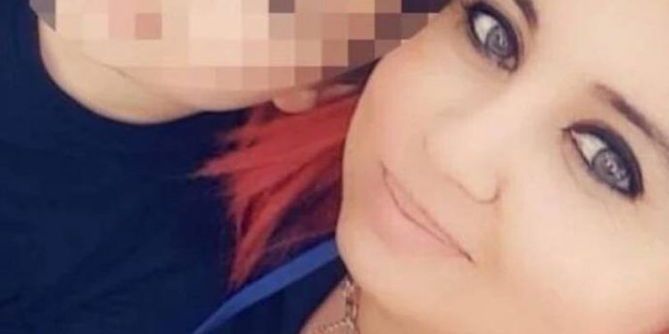 Bir yıl önce silahla yaraladığı kadını öldürdü!