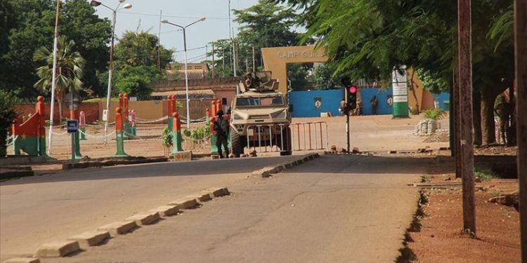 Burkina Faso'da darbe: Ordu iktidara el koydu
