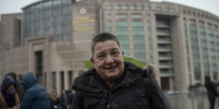 TTB Başkanı Şebnem Korur Fincancı “Terör Örgütü Propagandası” Suçlamasıyla Tutuklanarak Cezaevine Gönderildi