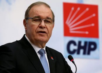 CHP Sözcüsü Faik Öztrak’tan AKP’ye Onur Şener tepkisi: ‘Bu memurları devlete kim aldı?’