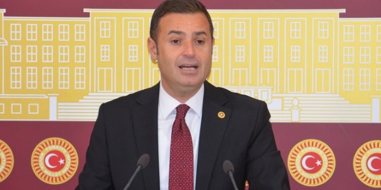 CHP'li Akın: Amasra faciasından sonra tek bir yöneticinin görevden el çektirilmemesi manidar