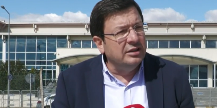 CHP'li Erkek 'Gezi' tutuklularını ziyaret etti: 'Her kumpas davası bir gün mutlaka çöker'
