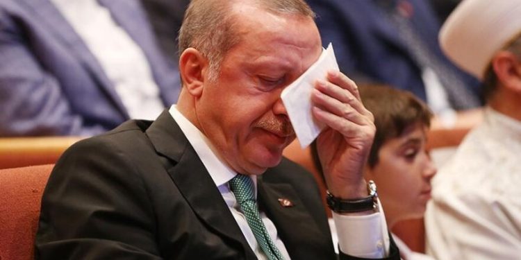 CHP'li vekilin sorusu ortaya çıkardı: Erdoğan 'Her 100 ilaçtan 89'u yerli dediği' tweeti sildi