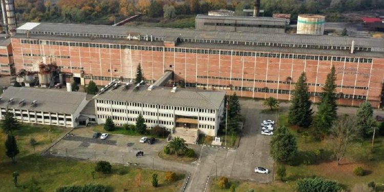 Çiftçiye ‘şeker pancarı’ ekin dediler, Çarşamba Şeker Fabrikası’nın arazisini TOKİ’ye devrettiler