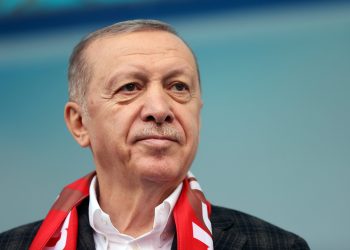 Cumhurbaşkanı Erdoğan: Bu kardeşiniz görevde olduğu sürece faiz inmeye devam edecek