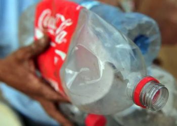 C﻿OP27 İklim Zirvesi: Çevre örgütleri Coca Cola sponsorluğunu 'yeşil aklama' diye nitelendiriyor