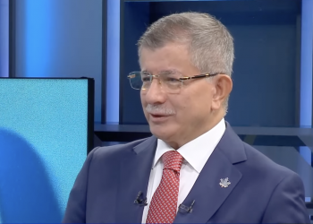Davutoğlu: ABD Kongresi’nde Erdoğan’ın mal varlığı dosyası var