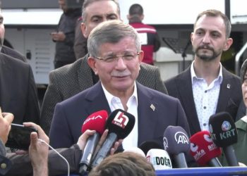 Davutoğlu'ndan maden faciası bölgesinde iktidara çağrı: Ortak akılla neler yapılacağını tartışmamız lazım