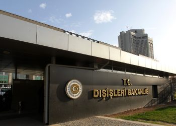 Dışişleri Bakanlığı personeli siyah kıyafet giyip iş bırakacak