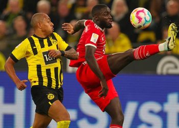 Dortmund, Bayern Münih karşısında puanı son dakikada kurtardı