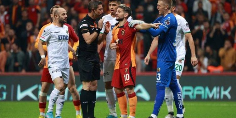 Dries Mertens'in Ali Palabıyık isyanı!