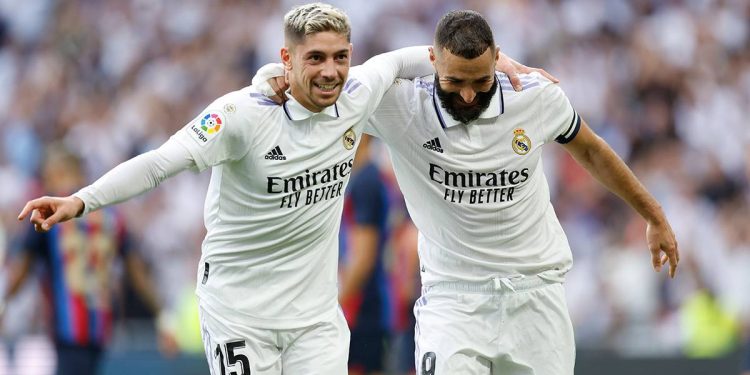 El Clasico'da Real Madrid, Barcelona'yı devirdi