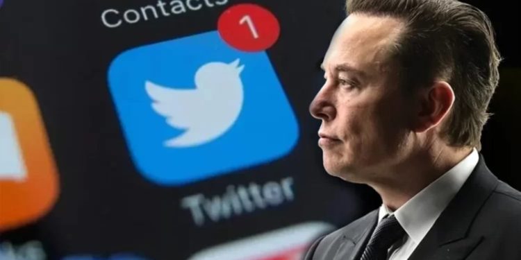 Elon Musk, Twitter'ı satın aldı: "İnsanlığa yardım etmek için yaptım"
