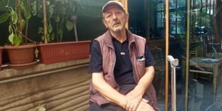 Emekli polisi 180 bin lira dolandırdılar