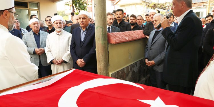 Erdoğan: Hamdolsun 41 şehidimize 24 saat bile dolmadan ulaştık