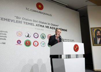 Erdoğan: Kültür ve Cemevi Başkanlığı kurulacak, kadro verilecek