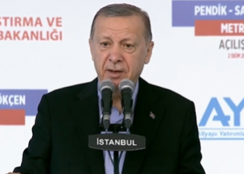 Erdoğan metro açılışında İBB'yi hedef aldı: 'Bazıları bizim yaptığımız raylı sistemleri sahiplenmeye çalışıyor'