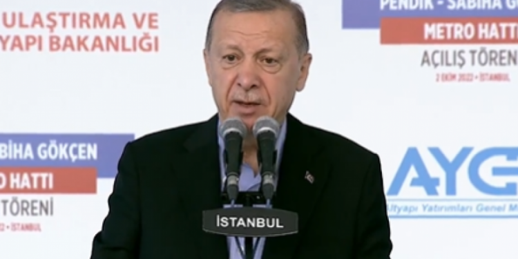 Erdoğan metro açılışında İBB'yi hedef aldı: 'Bazıları bizim yaptığımız raylı sistemleri sahiplenmeye çalışıyor'