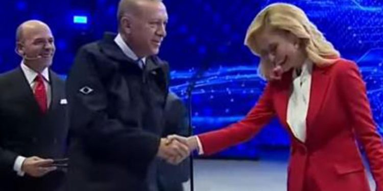 Erdoğan’dan sunucu Cem Öğretir’e: Seda senin karın mıydı?