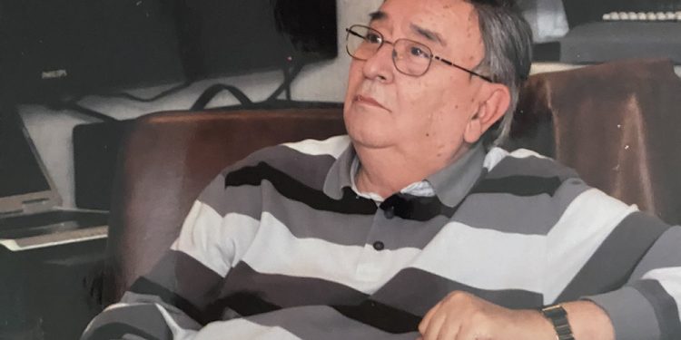 Eşi duyurdu; sunucu Bülent Özveren hayatını kaybetti