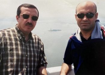 Eski AKP’li Çömez, Erdoğan’ı yalanladı: Parti kurulmadan önce de ABD’ye gitti, ben yanındaydım