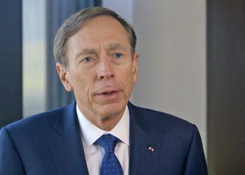 Eski CIA Direktörü: Rusya nükleer silah kullanırsa, ABD sahadaki tüm Rus askerlerini indirir