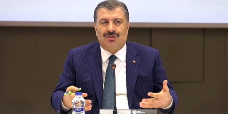 Fahrettin Koca’dan ‘randevu krizi’ açıklaması: Yakında 6 bin doktor kamuya dönecek