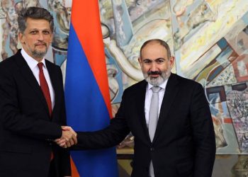 Garo Paylan Ermenistan Başbakanı Paşinyan ile görüştü