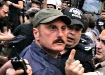 Gazetecilere yönelik tehditleriyle bilinen polis amiri Hanifi Zengin hakkında iki ayrı soruşturma