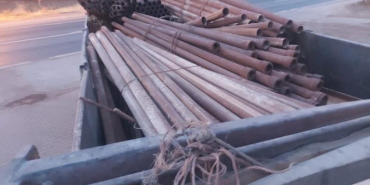 Hızlı tren hattından 20 ton demir çalındı