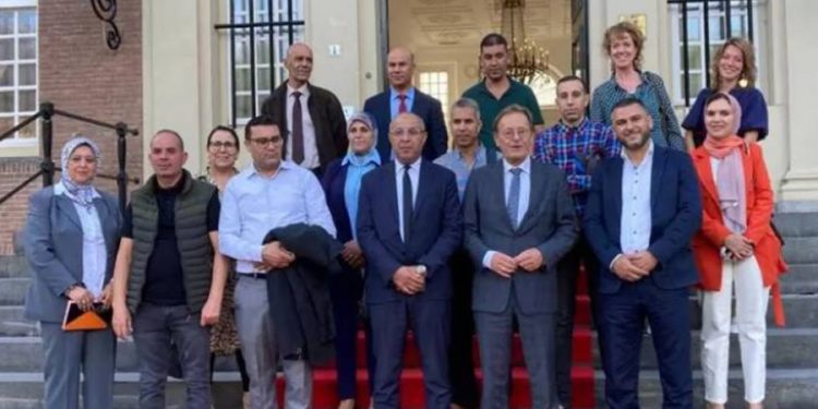 Hollanda’ya çalışma ziyaretine giden Faslı belediye meclisi üyeleri geri dönmedi