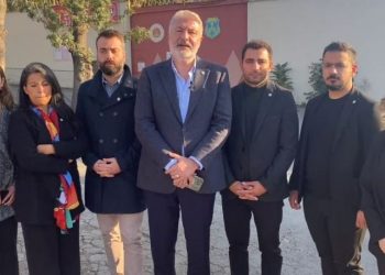 İYİ Partili Erdem Gezi davası tutuklularını ziyaret etti: İçeride üretmeye düşünmeye devam ediyorlar