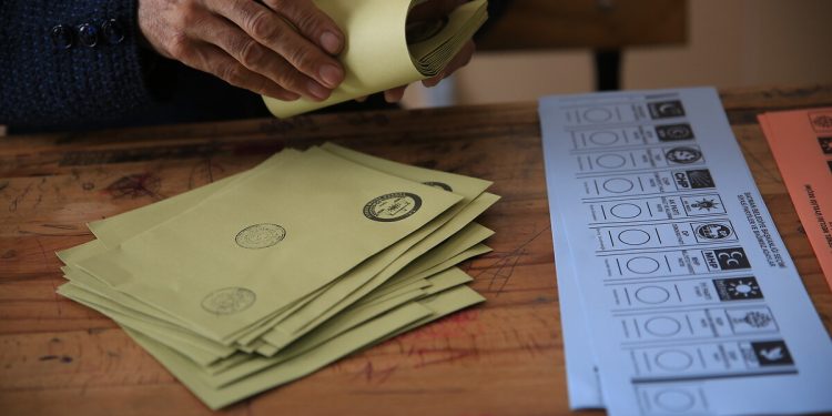 İptal edilen 31 Mart seçimindeki o sandık görevlileri beraat etti