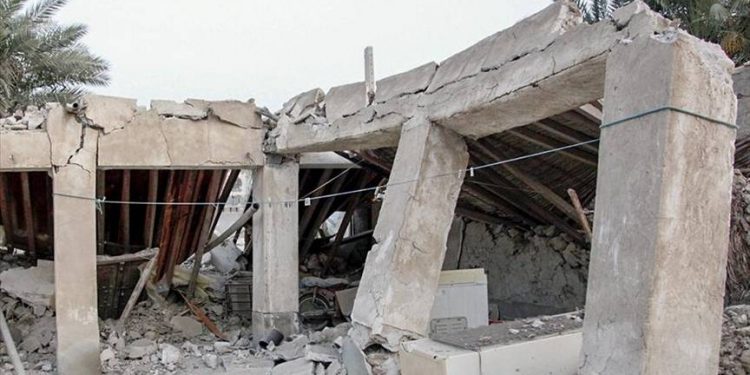 İran'daki depremde bin 127 kişi yaralandı