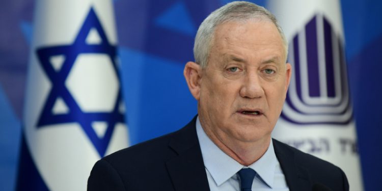 İsrail Savunma Bakanı Gantz: Hizbullah İsrail'e saldırırsa Lübnan'ı yerle bir ederiz