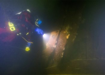 İsveç’te 17. yüzyıldan kalma savaş gemisi bulundu