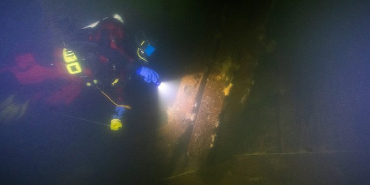 İsveç’te 17. yüzyıldan kalma savaş gemisi bulundu