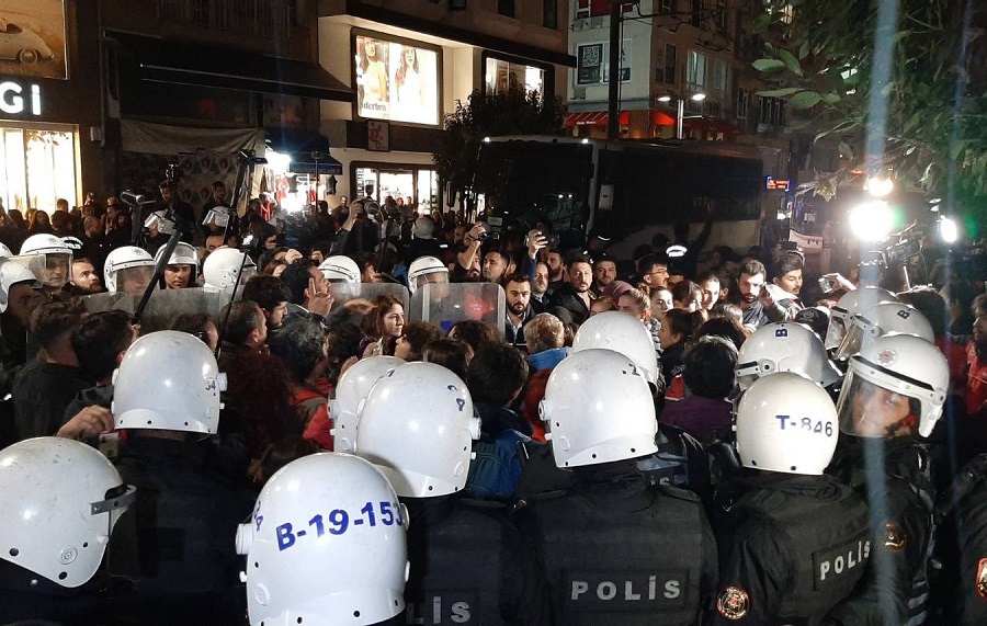 Kadıköy’de ‘Şebnem Korur Fincancı’ eylemine polisten sert müdahale