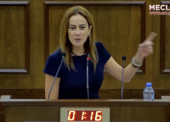 Kıbrıslı vekil: Saraylar israf merkezi, Türkiye’de çöken ekonomi bizi de çökertti