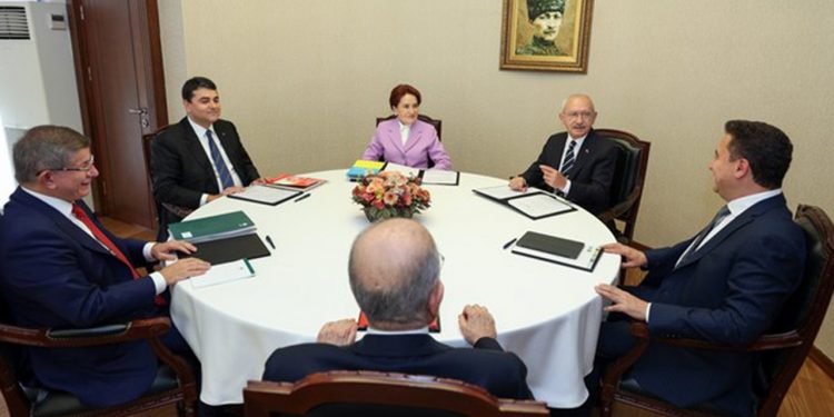 Kılıçdaroğlu ev sahipliğindeki altılı masa görüşmesi sona erdi, ‘birlik’ mesajı geldi