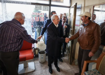 Kılıçdaroğlu’nun ziyaret ettiği berber: Demin kuru ekmek yiyorduk