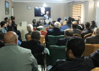 Kürt Şair Cegerxwîn Tatvan’da anıldı