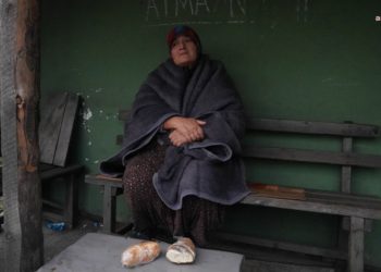 Madenci annesi Nebile Bulut: “Oğlum saklandı da bir kenardan çıkacak diye bekliyorum”