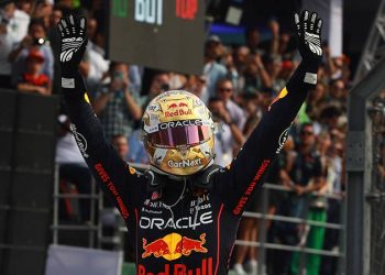 Meksika Grand Prix'sini kazanan Verstappen, Formula 1 tarihine geçti!