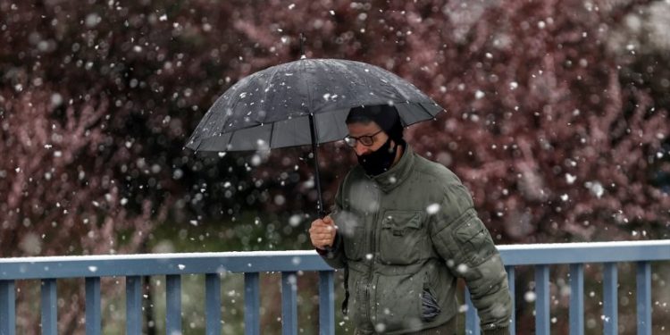 Meteoroloji'den uyarı: Kuvvetli sağanak ve kar yağışı geliyor