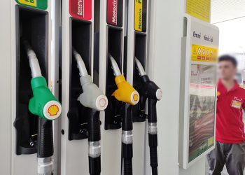 Motorine 3 günde üçüncü zam iddiası; litre fiyatı 27 lirayı bulacak