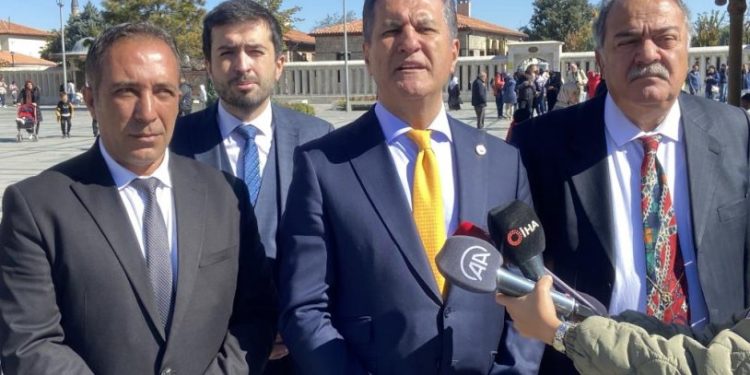 Mustafa Sarıgül: Türk Silahlı Kuvvetleri'ni hiç kimse iç siyasete çekmesin