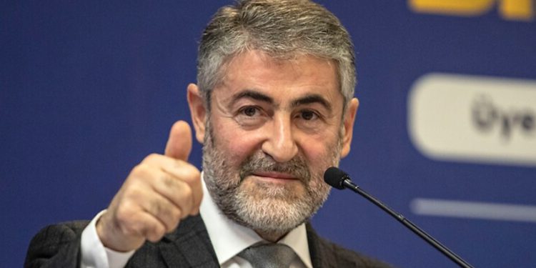 Nebati de ağzından kaçırdı: “15 Temmuz Allah’ın bize bir ikramıydı…”