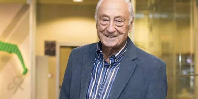 Oğlu duyurdu; Halit Kıvanç 97 yaşında hayatını kaybetti