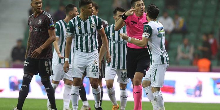 Oğulcan Çağlayan: Hakem benim değil, Hayrullah'ın elinin ofsayt olduğunu söyledi